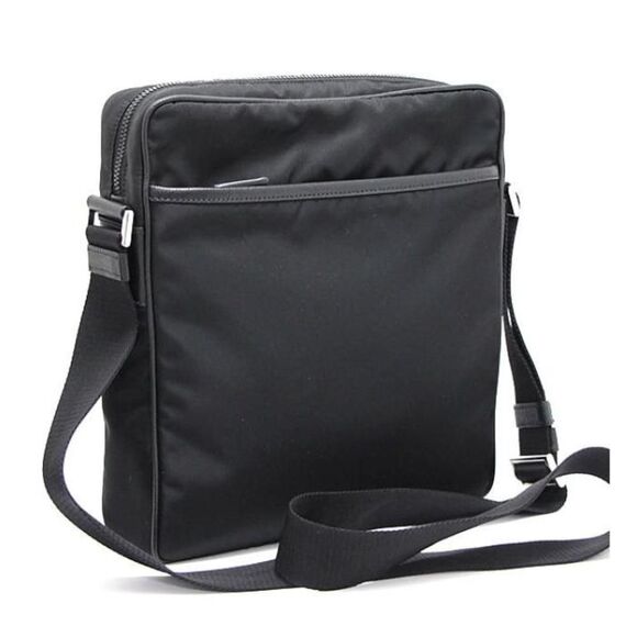 Prada Triangle Logo Shoulder Bag Nylon × Leather Black - Picture 2 of 5